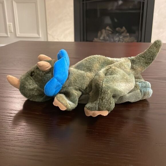 Dream Puppets Plush GREEN DINOSAUR Hand Puppet Excellent Condition 11.5” long - Picture 2 of 10
